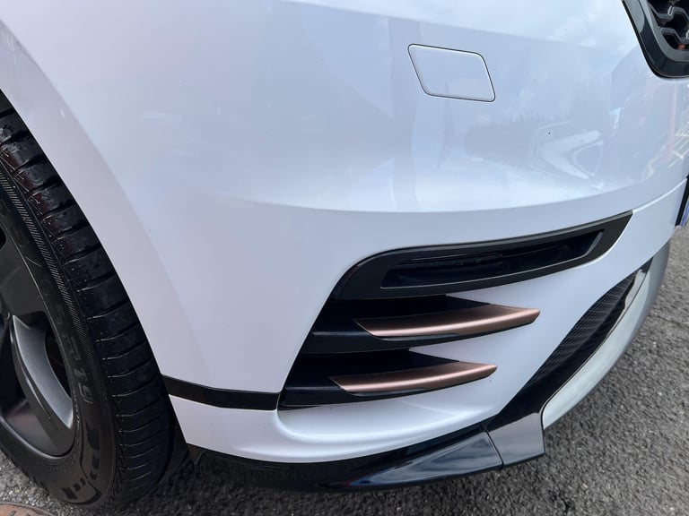 2017 Land Rover Range Rover Velar 2.0 D180 R-Dynamic S Auto 4WD Euro 6 (s/s) 5dr ESTATE Diesel Au...