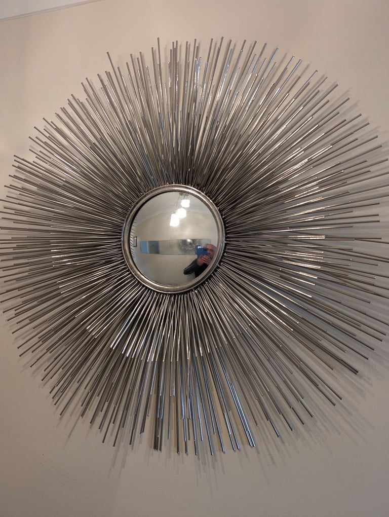 Gorgeous Decorative Sunburst Design Wall Mirror Priced To Sell