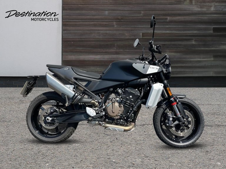 image for 2024 Husqvarna Street SVARTPILEN 801 Petrol black 6 Speed