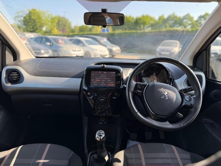 PEUGEOT 108 1.2 VTi PureTech Allure Euro 5 5dr 2014