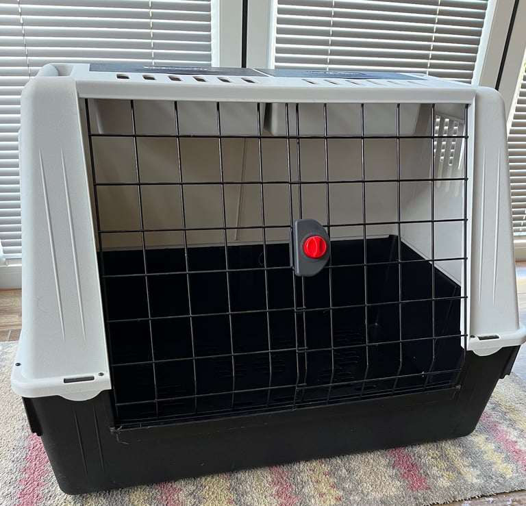 Dog Crate / Cage for car travel