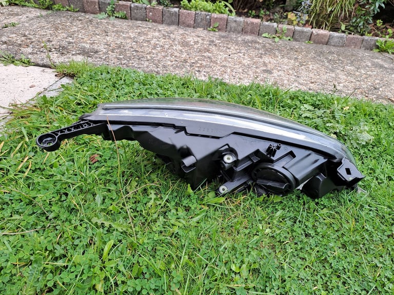 Driver side vauxhall astra 2014 Led headlight 