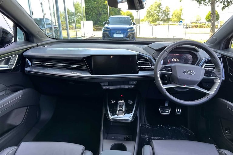 2025 Audi Q4 e-tron 210kW 45 82kWh S Line 5dr Auto [Leather] SUV Electric Automatic