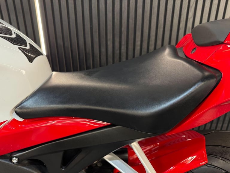 2014 Honda CBR1000RR Fireblade 1000