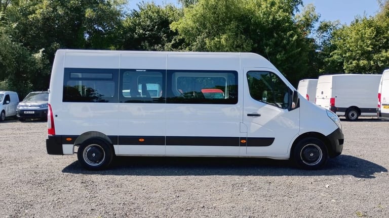 2018 Renault Master 17 SEAT MINIBUS LWB MEDIUM ROOF LM35 145 PS With 6 speed Gearbox, Auto Ligh M...