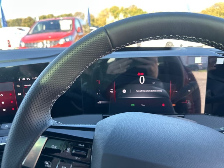 2025 Vauxhall Astra Astra 1.2 Turbo 130 Ultimate 5Dr Estate Estate Petrol Manual