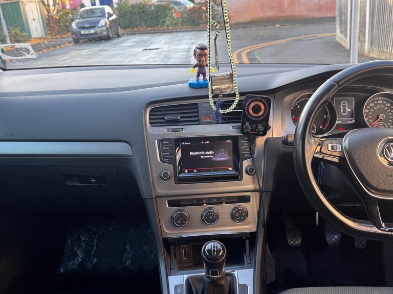 Volkswagen, GOLF, Hatchback, 2014, Manual, 1598 (cc), 5 doors