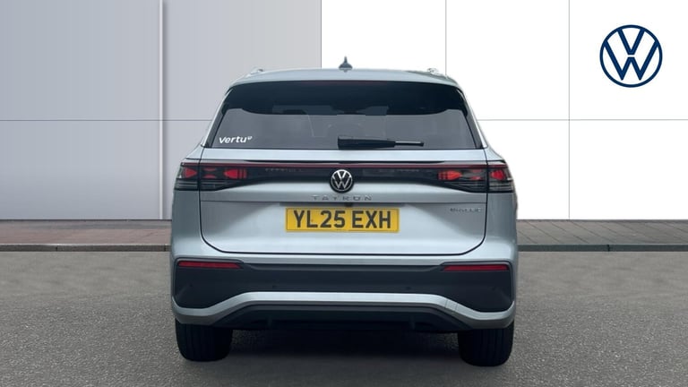 2025 Volkswagen Touran 1.5 TSI eHybrid Match 5dr DSG6 Estate Estate Hybrid Automatic