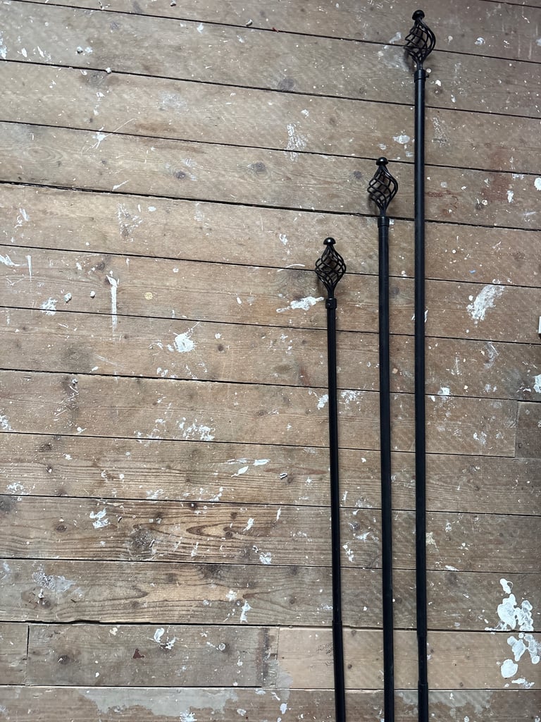 3 curtain poles black 