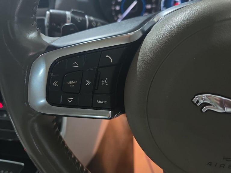 2017 Jaguar XE 2.0i Portfolio Auto Euro 6 (s/s) 4dr SALOON Petrol Automatic