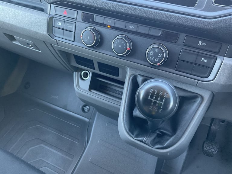  Volkswagen Crafter Panel Van 2.0 Tdi Cr35 Trendline Panel Van 5dr Diesel