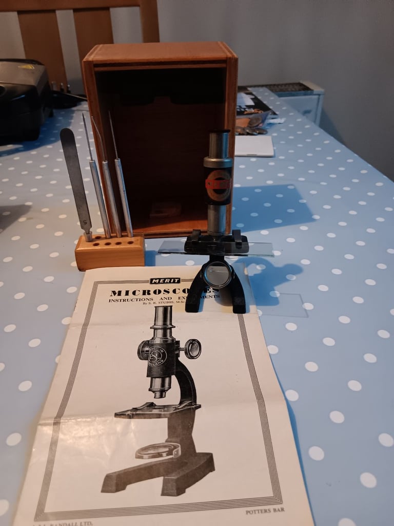 image for Vintage Merit students Microscope circa 1950's 