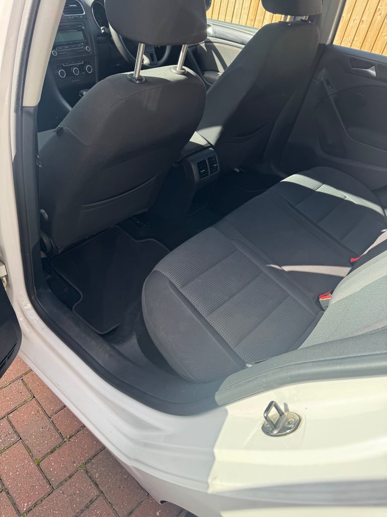 Volkswagen, GOLF, Hatchback, 2009, Semi-Auto, 1390 (cc), 5 doors