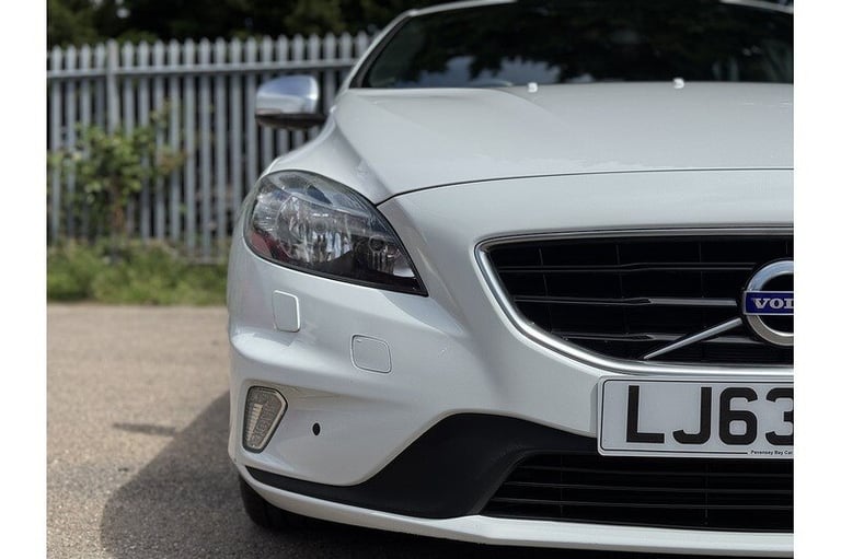 2013 Volvo V40 D2 R-Design Hatchback Diesel Automatic