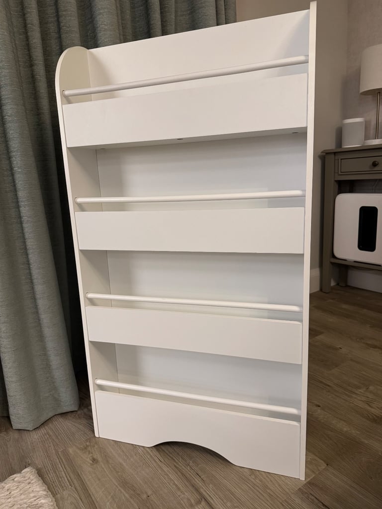 JoJo Maman Bébé White Tall Thin Bookcase