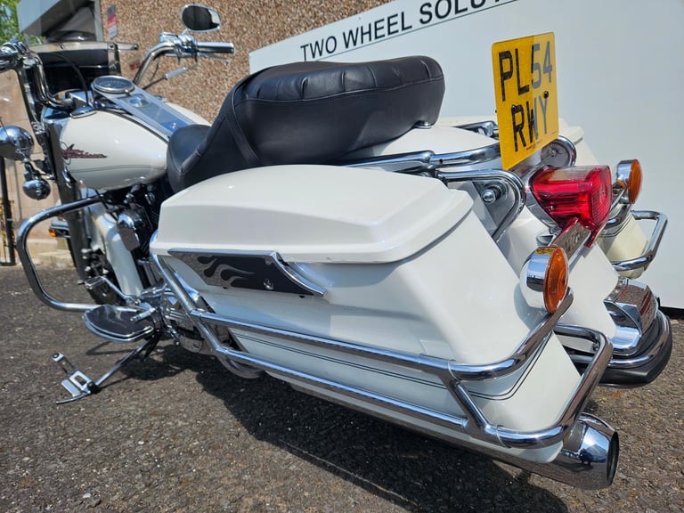 Harley-Davidson FLHR 1450 road king stunning looking 