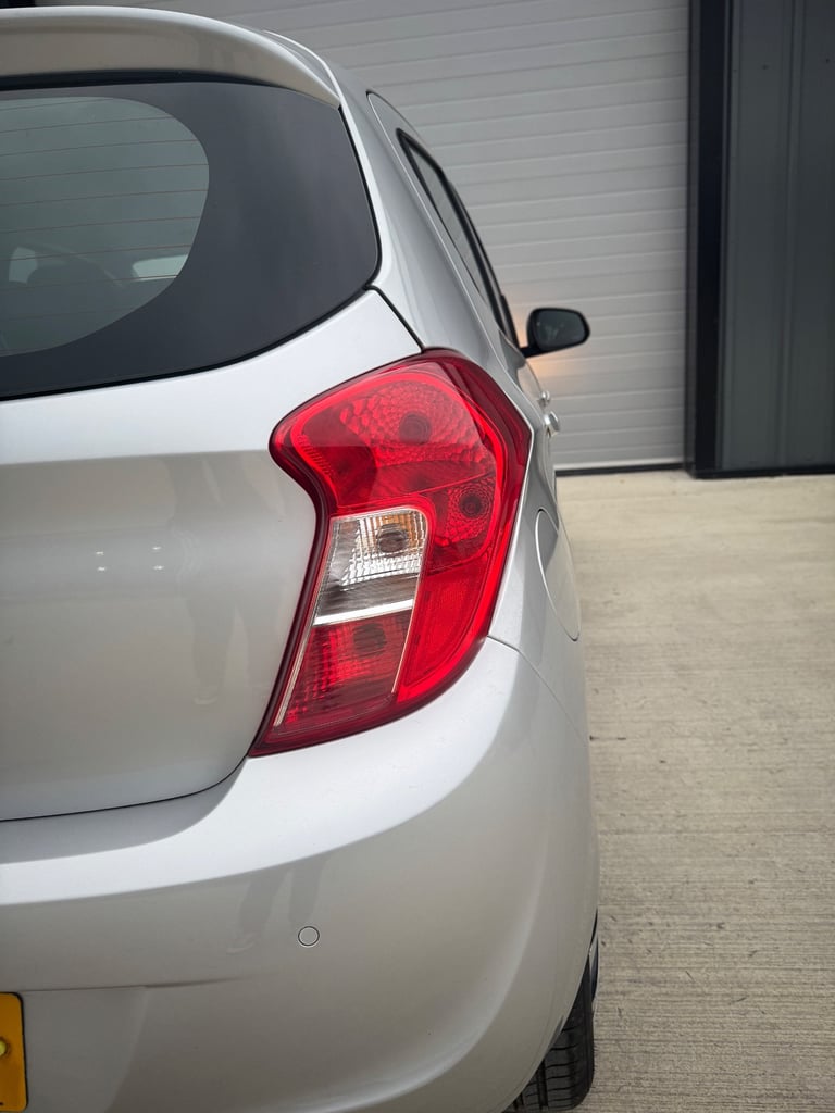 Vauxhall, VIVA, Hatchback, 2015, Manual, 999 (cc), 5 doors
