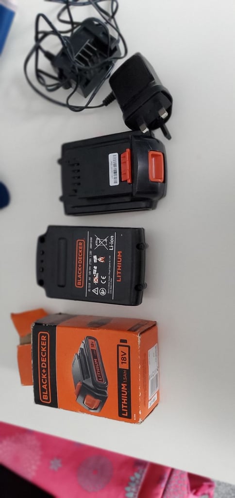 Black and Decker grass strimmer 