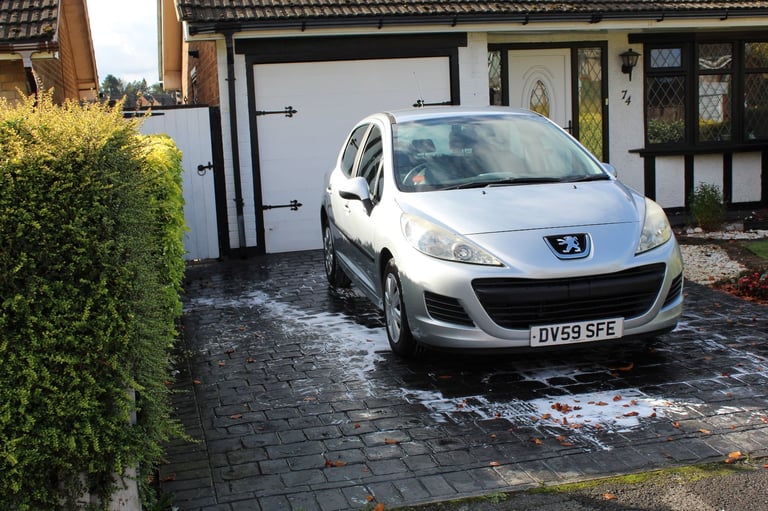 Peugeot, 207, Hatchback, 2009, Manual, 1360 (cc), 5 doors