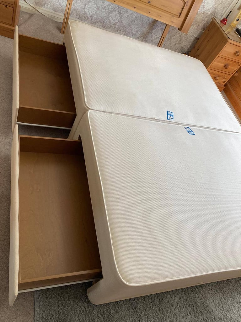 Double divan (no mattress)