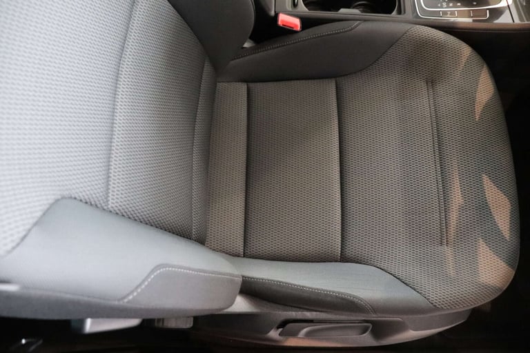 2019 Volkswagen Golf 1.6 Golf Match TDI Semi-Auto 5dr Estate Diesel Automatic