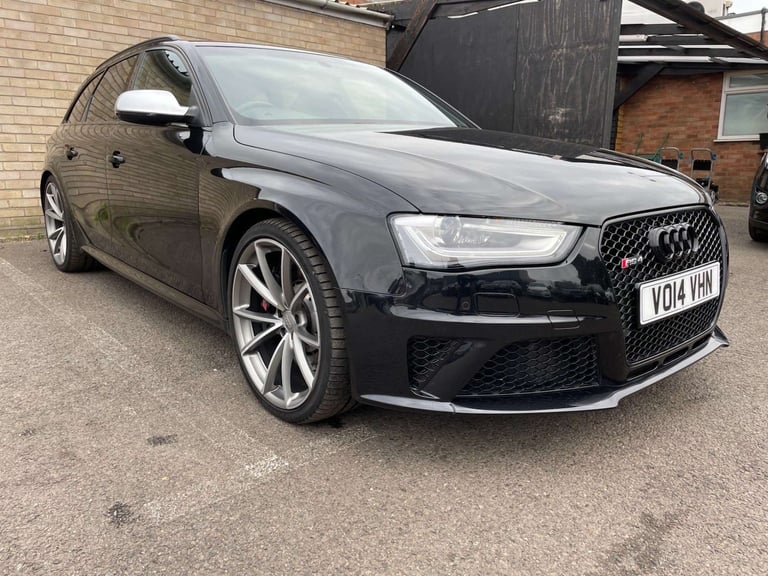 2014 Audi A4 4.2 RS 4 FSI Quattro Auto 4WD 5dr Estate Petrol Automatic