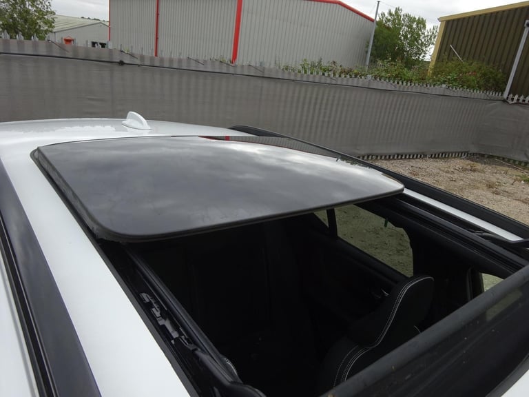 2024 24 REG VOLVO XC40 ULTIMATE B3 AUTO DAMAGED REPAIRABLE SALVAGE