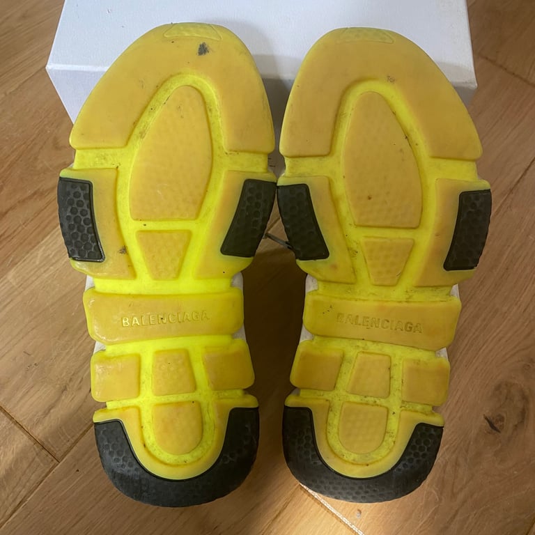 Balenciaga Speed Lace Up trainers size 4