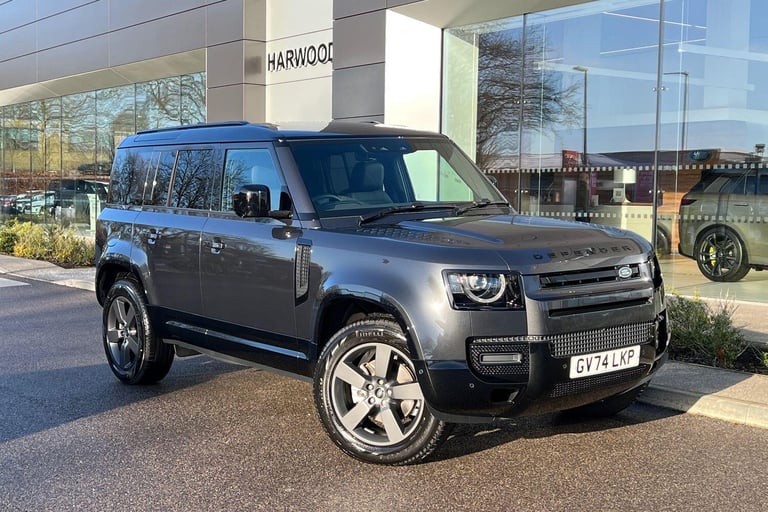 image for 2025 Land Rover Defender 3.0 D250 X-Dynamic SE 110 5dr Auto ESTATE DIESEL Automatic