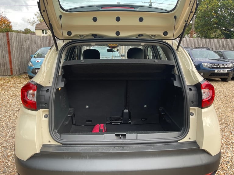 2015 Renault Captur 0.9 TCE 90 Dynamique Nav 5dr HATCHBACK Petrol Manual