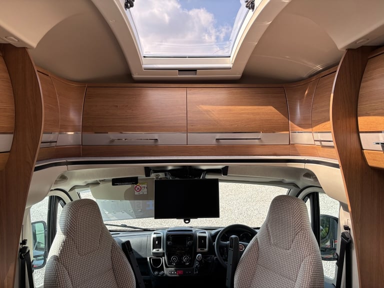 Auto Trail Tracker FB Motorhome. Fiat Ducato 150 BHP