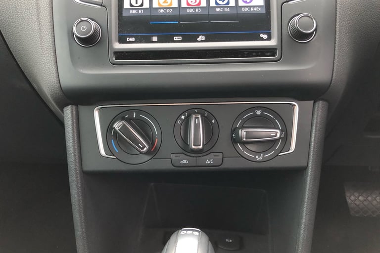 2016 Volkswagen Polo 1.2 TSI Match 3dr DSG Hatchback PETROL Automatic