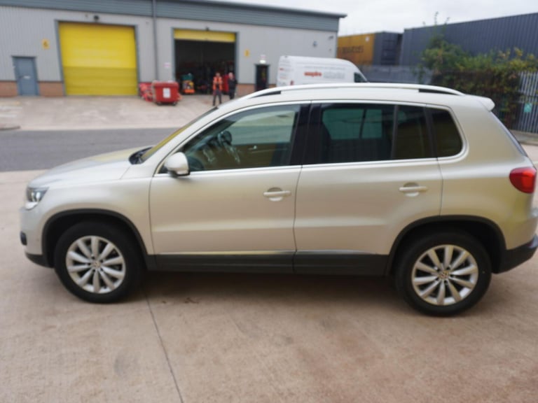 2014 Volkswagen Tiguan 2.0 TDI BlueMotion Tech Match DSG 4WD Euro 5 (s/s) 5dr SUV Diesel Automatic