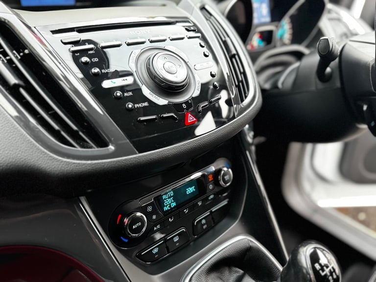 2015 Ford Kuga 2.0 TDCi 150 Titanium 5dr 2WD HATCHBACK Diesel Manual