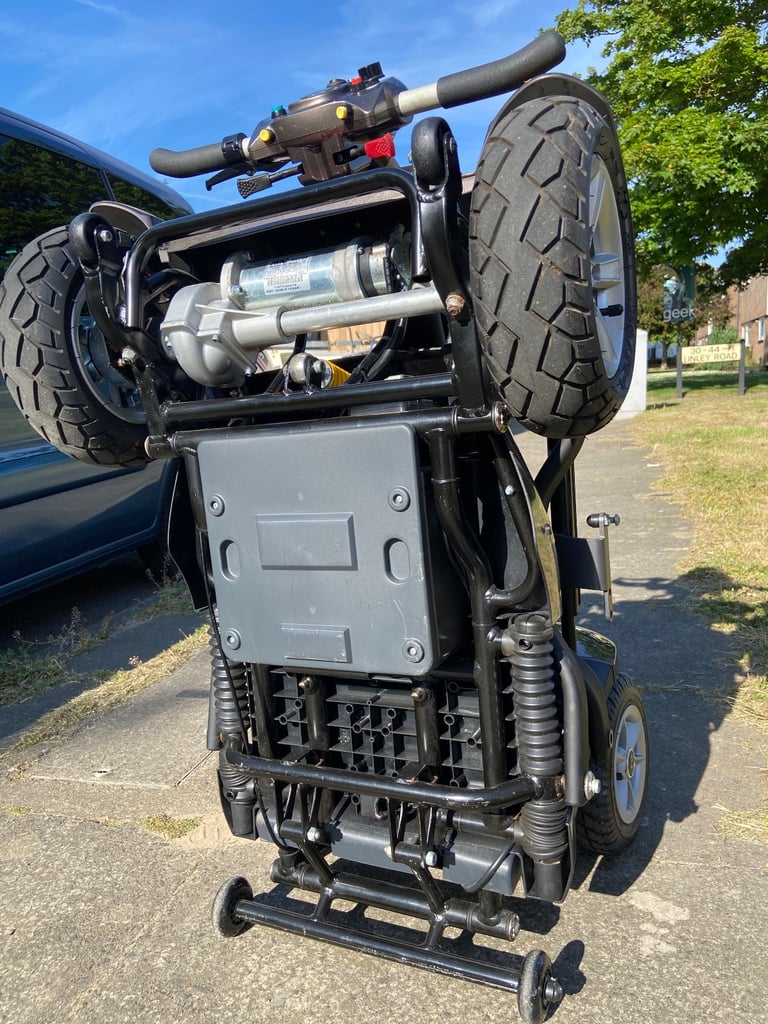 TGA folding mobility scooter 