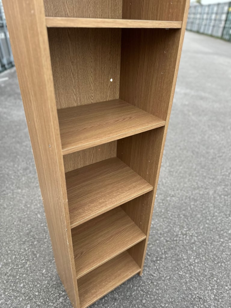 Basic bookcase