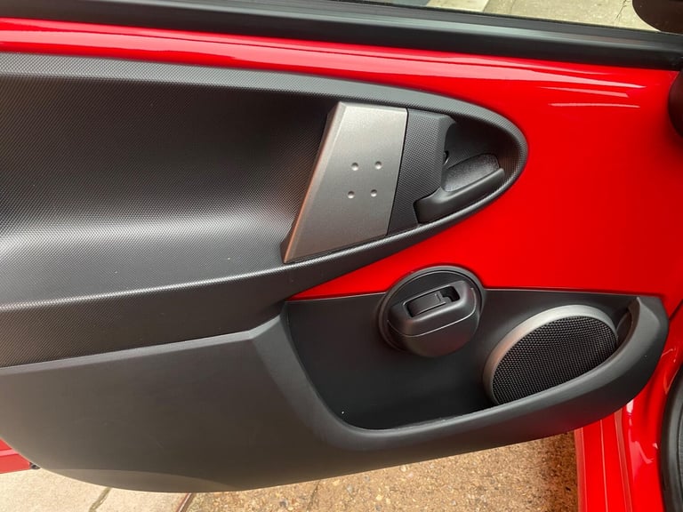 2014 Toyota AYGO 1.0 VVT-i Move MultiMode Euro 5 5dr HATCHBACK Petrol Automatic