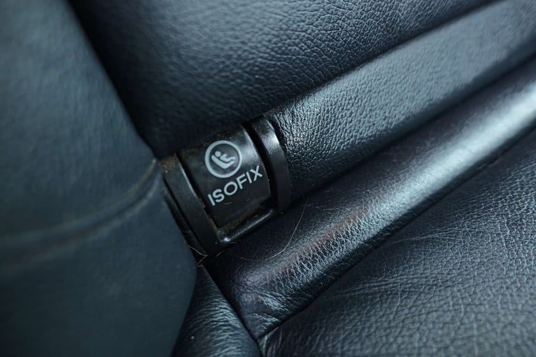 2015 Mercedes-Benz E Class 2.1 E220 AMG Line Bluetec Auto 4dr Saloon Diesel Automatic