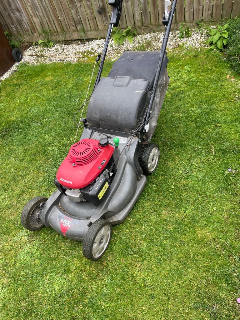 image for Honda HRX 537 self propelled petrol lawnmower 21inch 