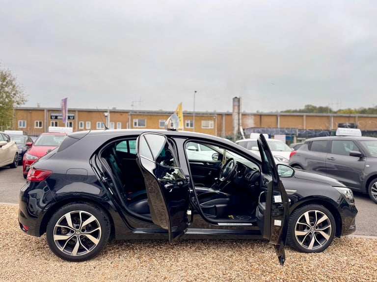 2016 Renault Megane 1.5 dCi Dynamique S Nav 5dr HATCHBACK Diesel Manual