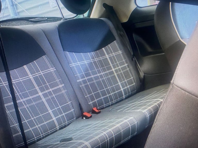 2015 Fiat 500 1.2 Lounge Hatchback 3dr Petrol Dualogic Euro 6 (s/s) (69 bhp) Hatchback Petrol Aut...
