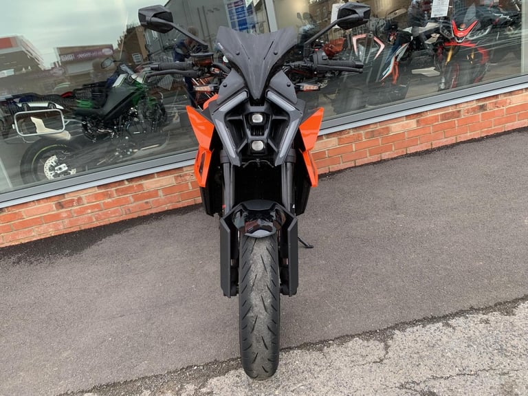 KTM 990 DUKE - TECH PACK - KTM WARRANTY 09/5/2029