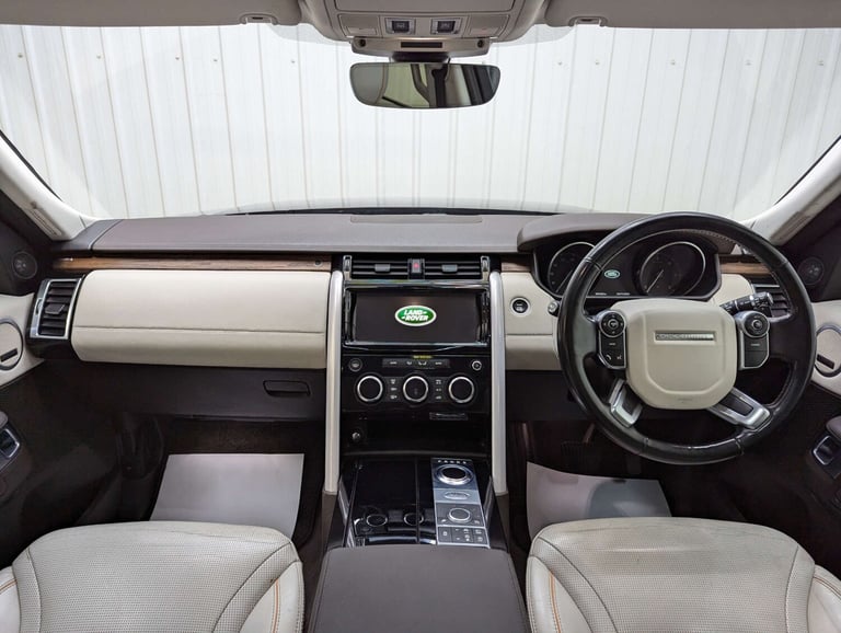 2017 Land Rover Discovery 2.0 Discovery HSE SD4 Auto 4WD 5dr SUV Diesel Automatic