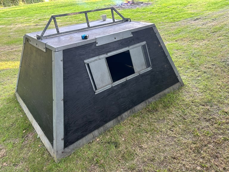 Pig ark hen house dog kennel field shelter