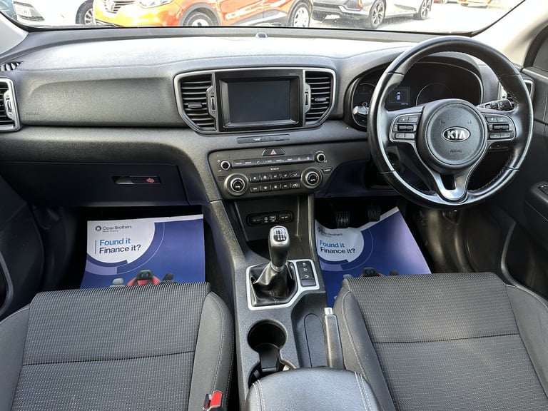 2016 Kia Sportage 1.6 GDI 2 Petrol Manual 5 Door SUV Black