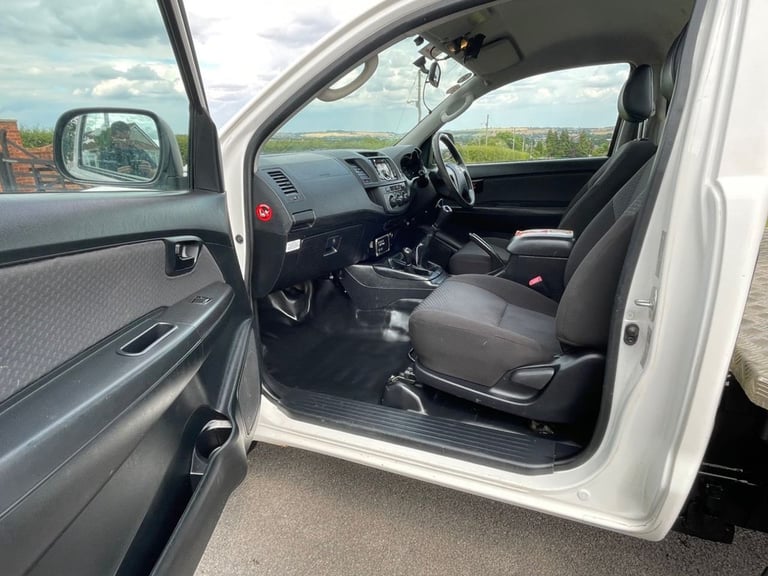 2014 Toyota Hilux 2.5 ACTIVE 4X4 D-4D S/C 142 BHP CHERRY PICKER CPL A314 77K + VAT  PICKUP Diesel...