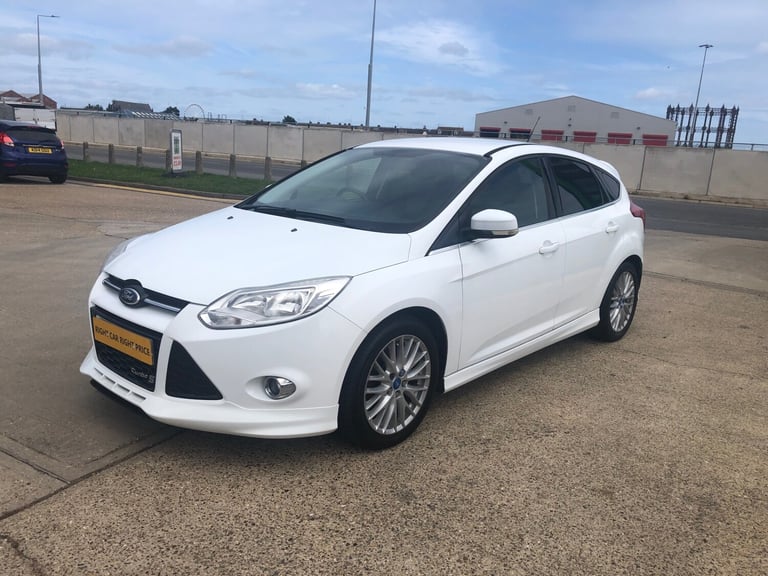 2012 Ford Focus 1.6 182 EcoBoost Zetec S 5dr HATCHBACK Petrol Manual