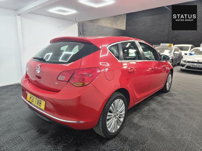 2014 Vauxhall Astra 1.6 16v Excite Hatchback 5dr Petrol Manual Euro 5 (115 ps) Hatchback Petrol M...