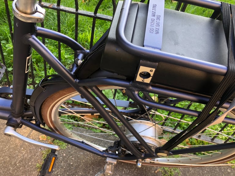 Lovely Adult Electric City Bike Bicycle 36V Battery Elops in very good condition 