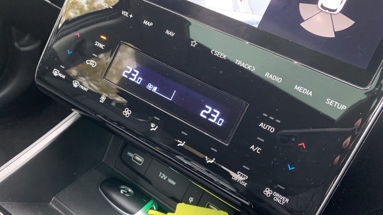 2022 Hyundai TUCSON 1.6 h T-GDi Ultimate SUV 5dr Petrol Hybrid Auto Euro 6 (s/s) (230 ps) SUV Hyb...